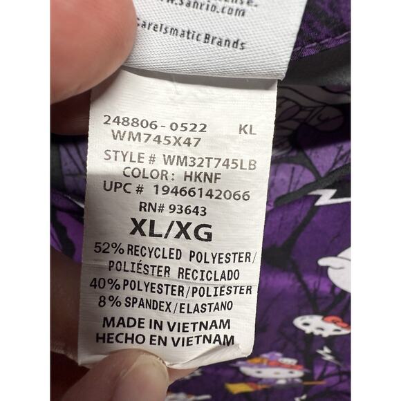 Hello Kitty Halloween Women's Scrub Top Size XL Spooky - Picture 8 of 10